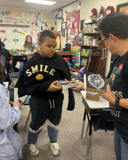 north-phoenix-kiwanis-dictionary-donation